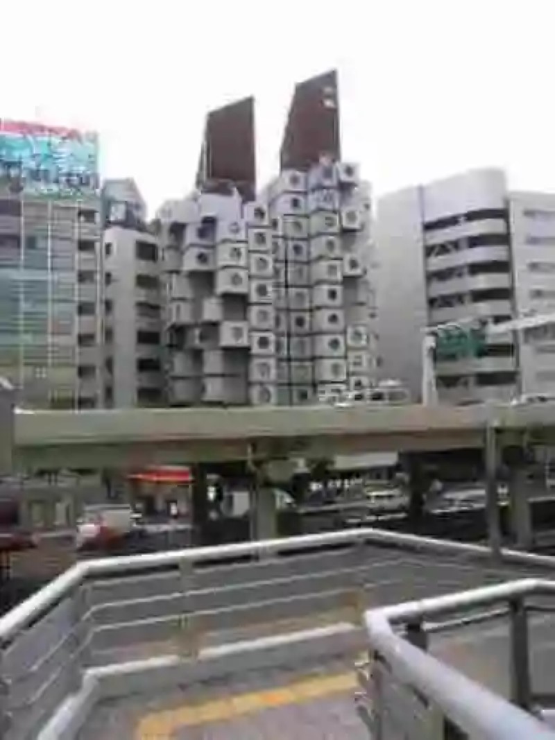 La torre Nakagin de Tokio, o como vivir en una capsula