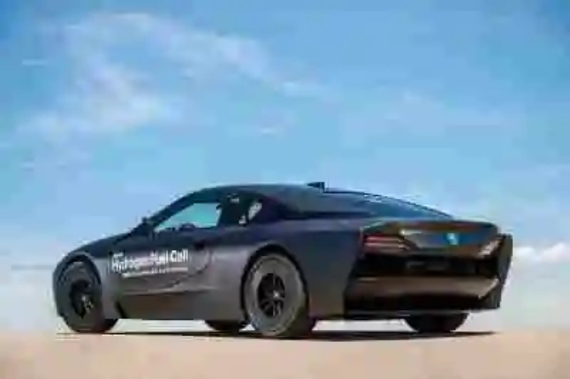 BMW desarrolla un prototipo de “carro de hidrógeno”