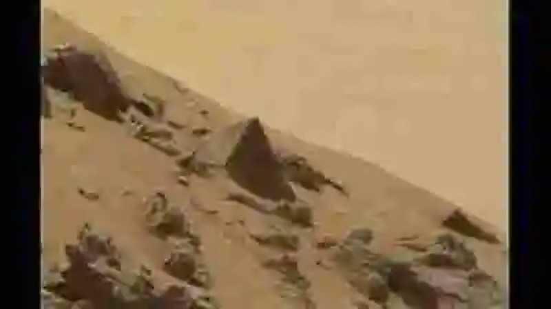 Nueva Pirámide aparece en Marte
