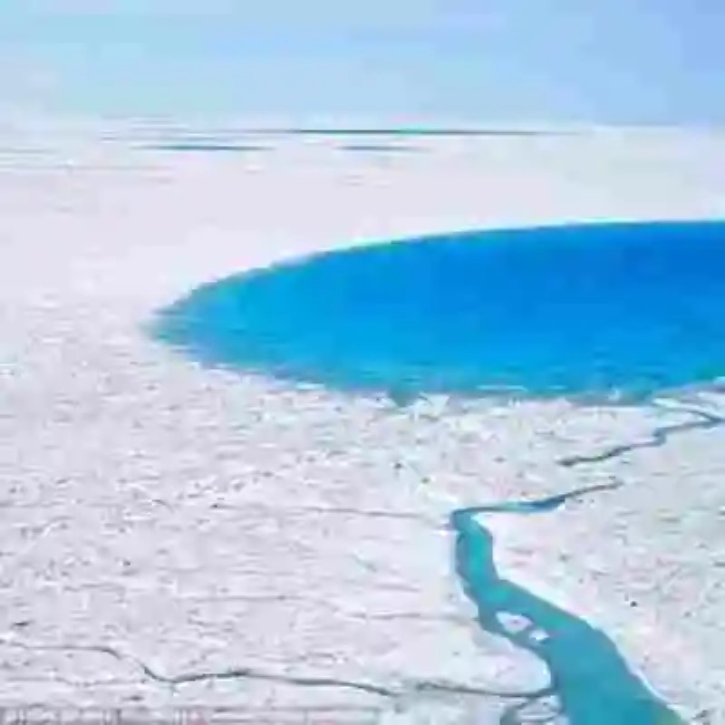 Los lagos que desaparecen en Groenlandia