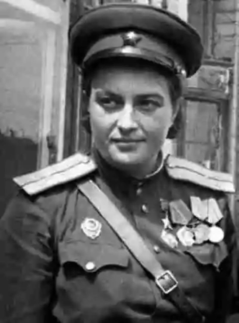 Lyudmila Pavlichenko: vida y obra de la mejor francotiradora de la Historia