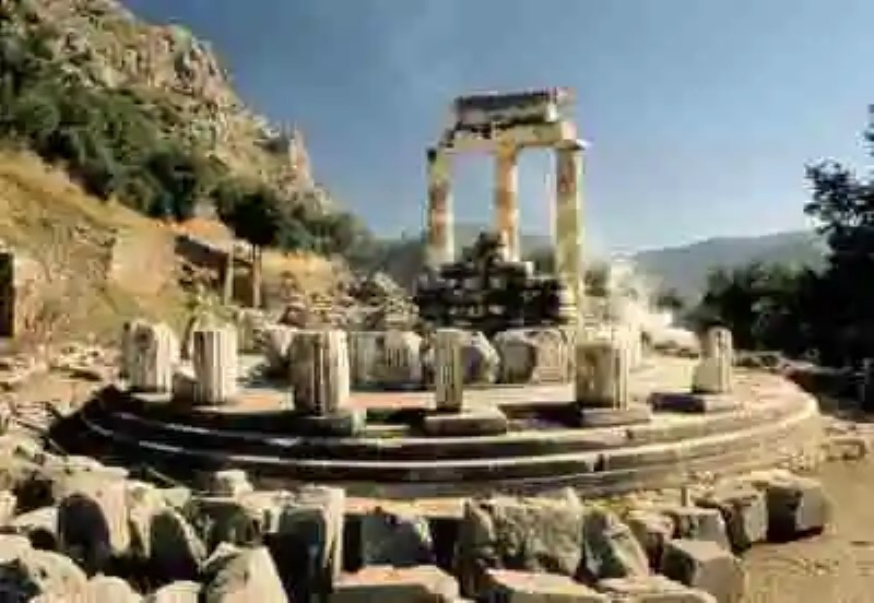 Delfos, el Recinto Sagrado Griego