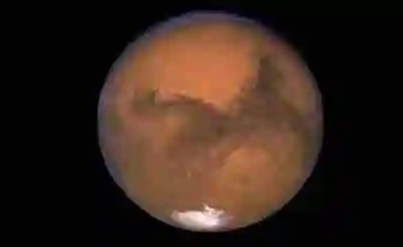 Científicos italianos anuncian el hallazgo de agua en Marte