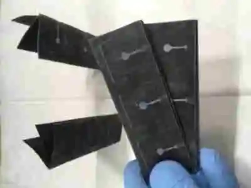Científicos desarrollan una batería de papel que obtiene electricidad a partir de bacterias