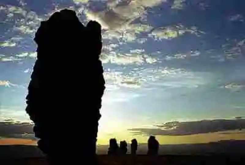 Man-Pupu-Nyor: La colina de los gigantes de piedra
