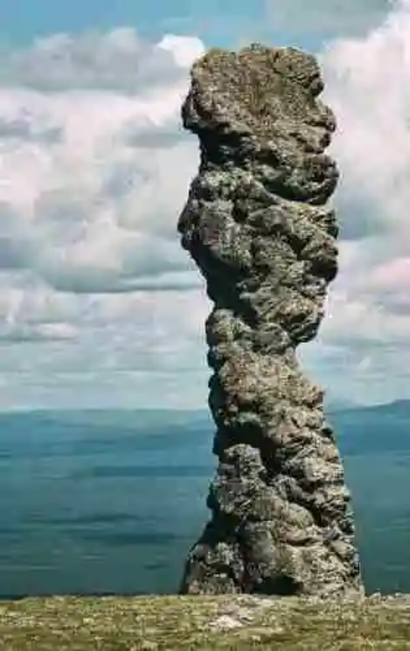 Man-Pupu-Nyor: La colina de los gigantes de piedra