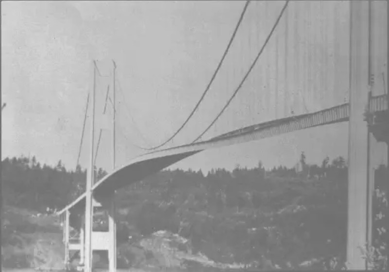 Puente Tacoma Narrows  «El colapso de un gigante»