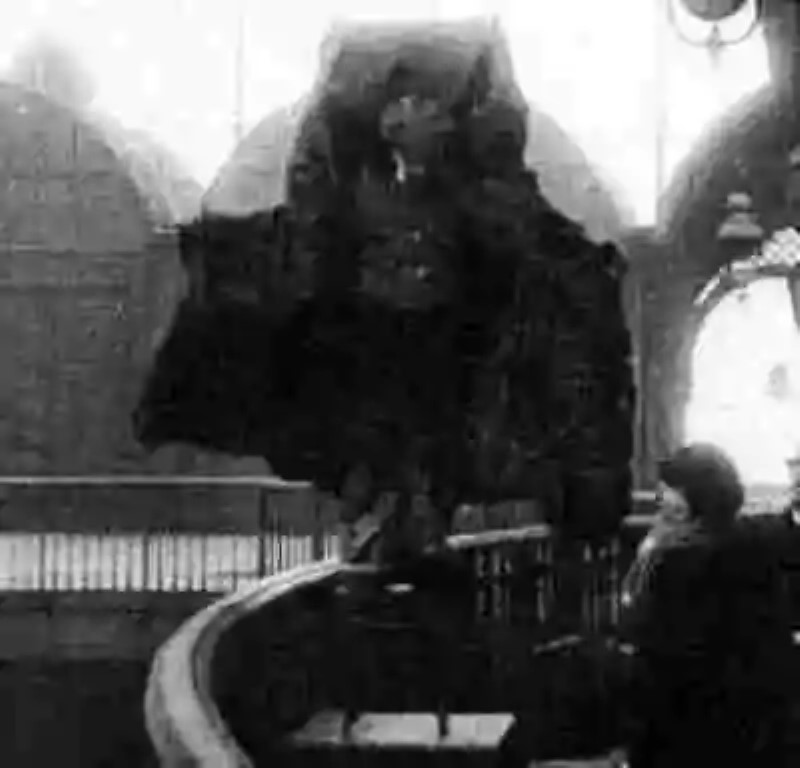 Franz Reichelt, el hombre que quiso volar desde la torre Eiffel