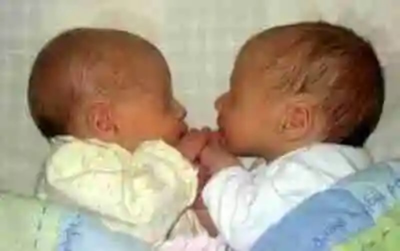 Los bebes gemelos que no sabían que habían nacido