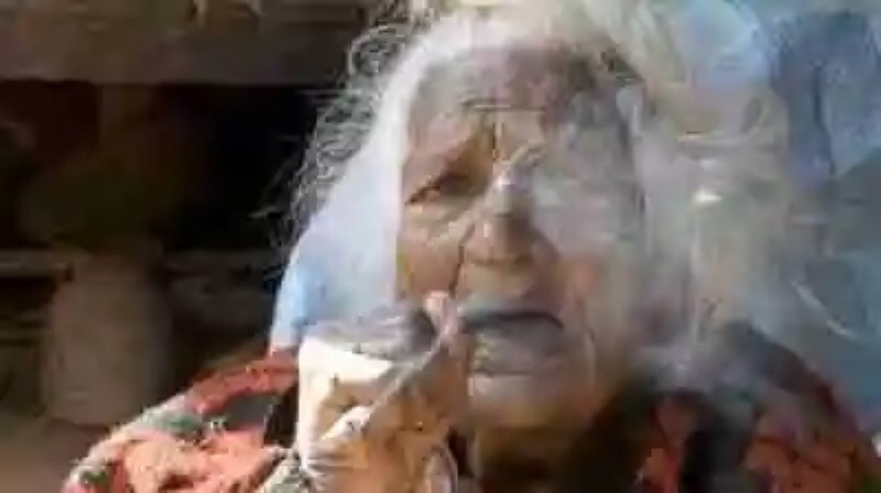 La mujer de 113 que ha fumado un millón de cigarrillos