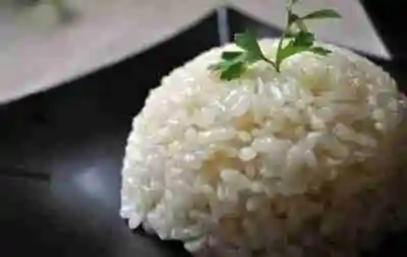 Ejemplo de cómo hacer arroz blanco